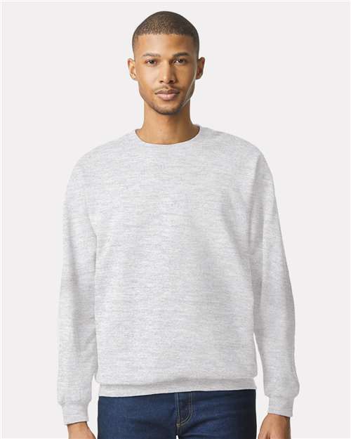 Gildan SF000 Unisex Softstyle Midweight Crewneck Sweatshirt