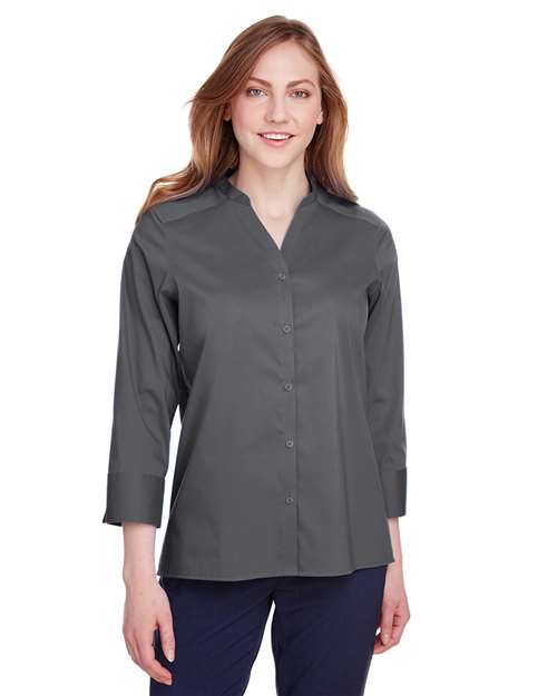 Joe's USA Women's Crown Collection® Stretch Broadcloth Three-Quarter Sleeve Blouse
