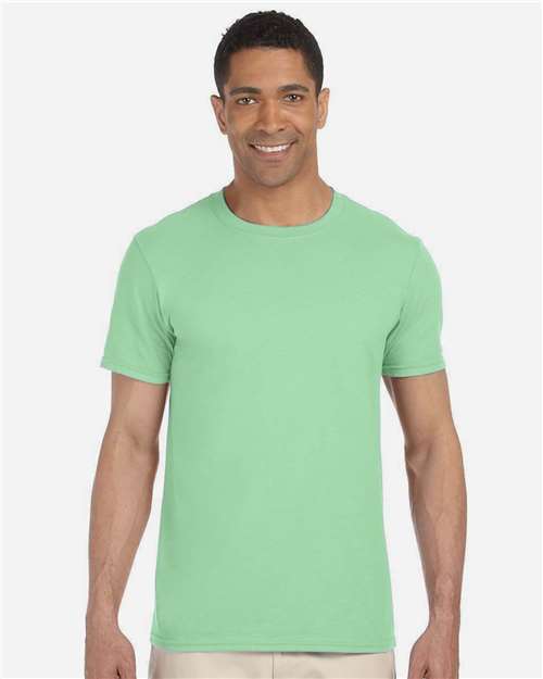 Gildan 64000 Unisex Softstyle T-Shirt