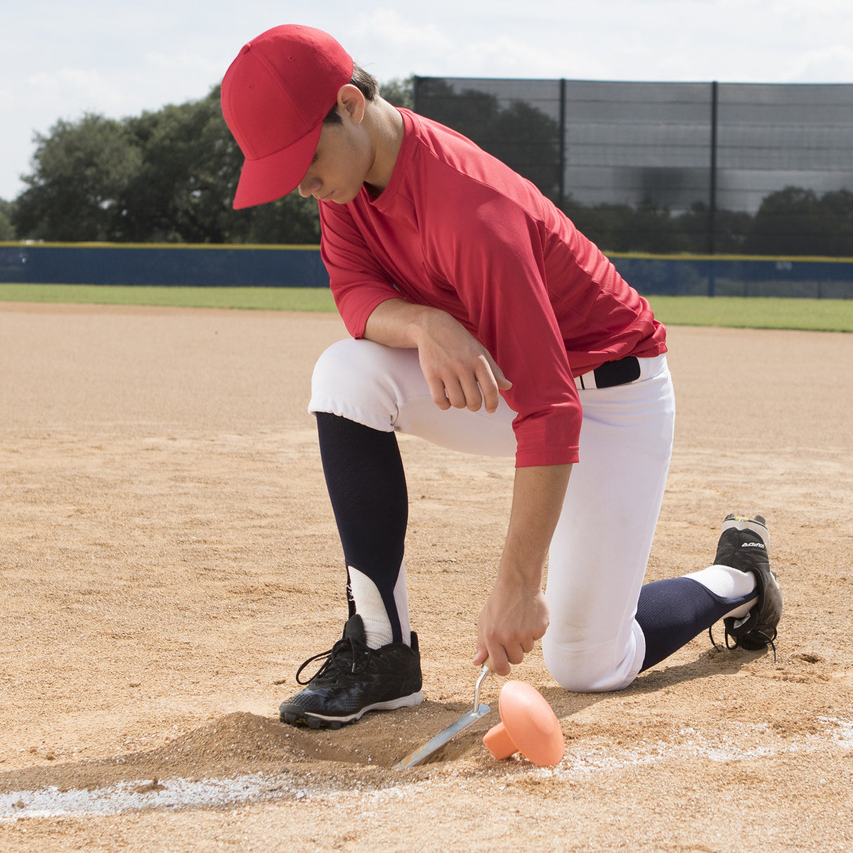 Champion Sports DIG OUT TOOL