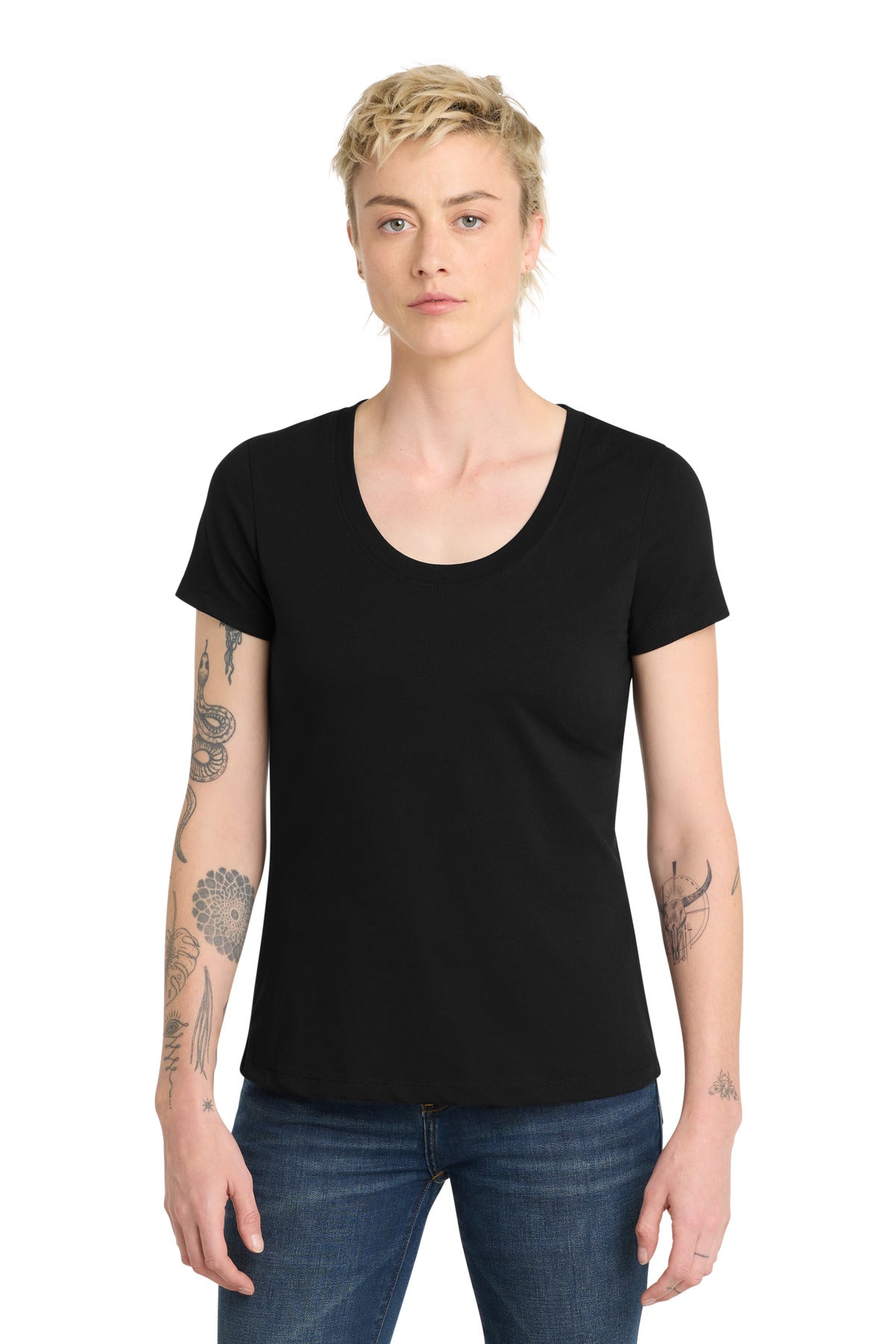 District ® Women's Flex Scoop Neck Tee DT7501 - District DT7501