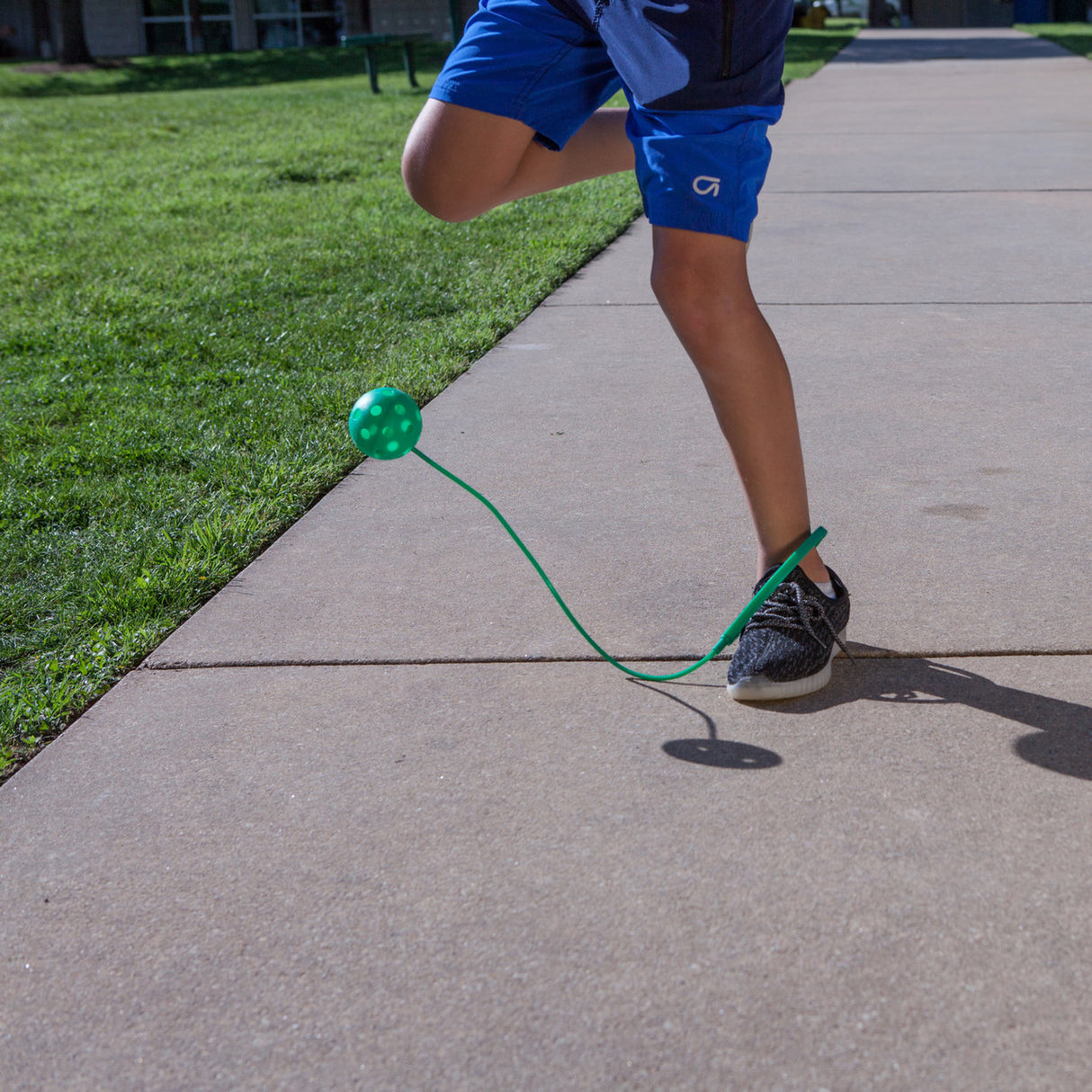 Champion Sports SWING BALL SET