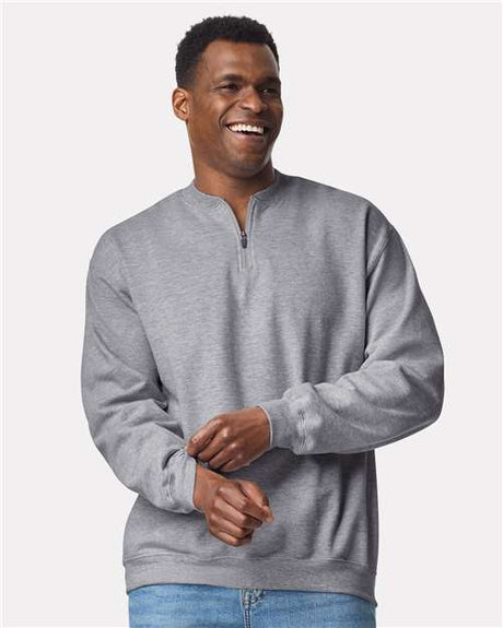 Gildan SF008 Unisex Softstyle Midweight 1/4 Zip Sweatshirt