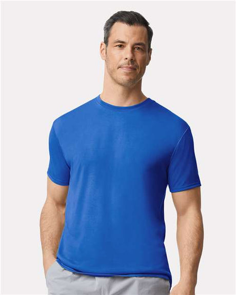 Gildan 42000 Unisex Performance T-Shirt