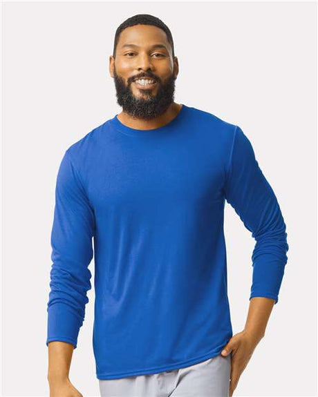 Gildan 42400 Unisex Performance Long Sleeve T-Shirt