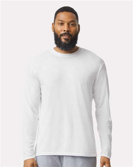 Gildan 42400 Unisex Performance Long Sleeve T-Shirt