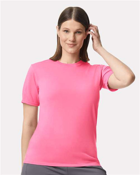 Gildan 42000 Unisex Performance T-Shirt