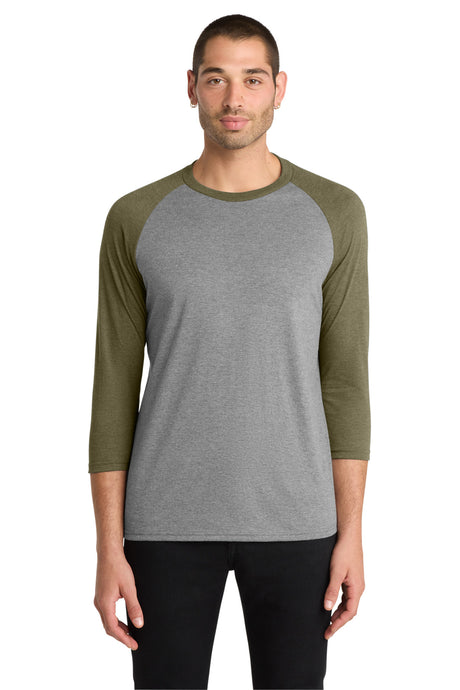 District  ®  Perfect Tri ®  3/4-Sleeve Raglan. DM136 - District DM136