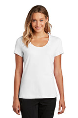 District  ®  Women's Flex Scoop Neck Tee DT7501 - District DT7501