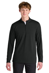 The North Face NF0A8ENR Ambition 1/4-Zip Performance Pullover