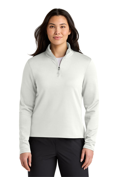 The North Face NF0A8FQK Women's Aim 1/4-Zip Fleece