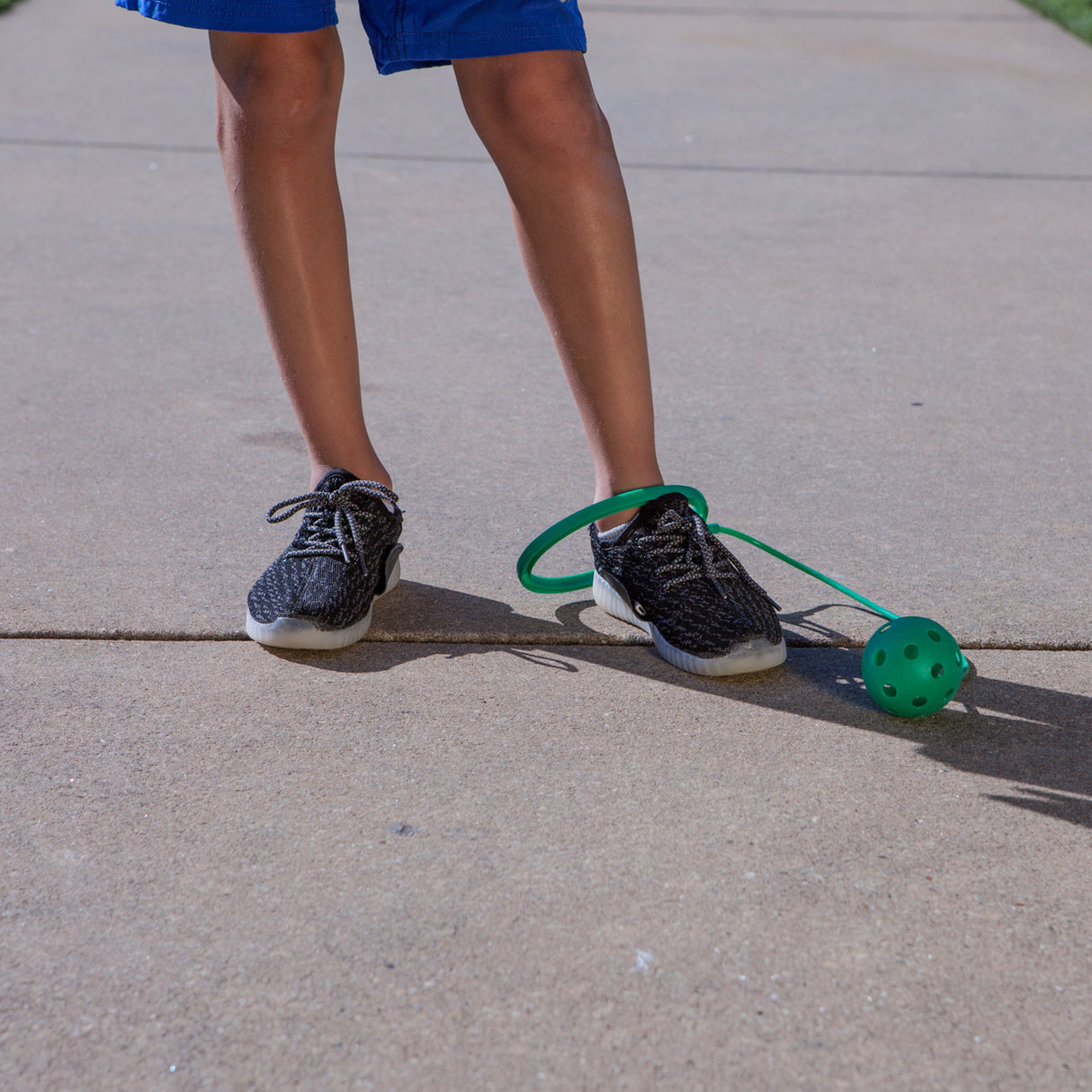 Champion Sports SWING BALL SET