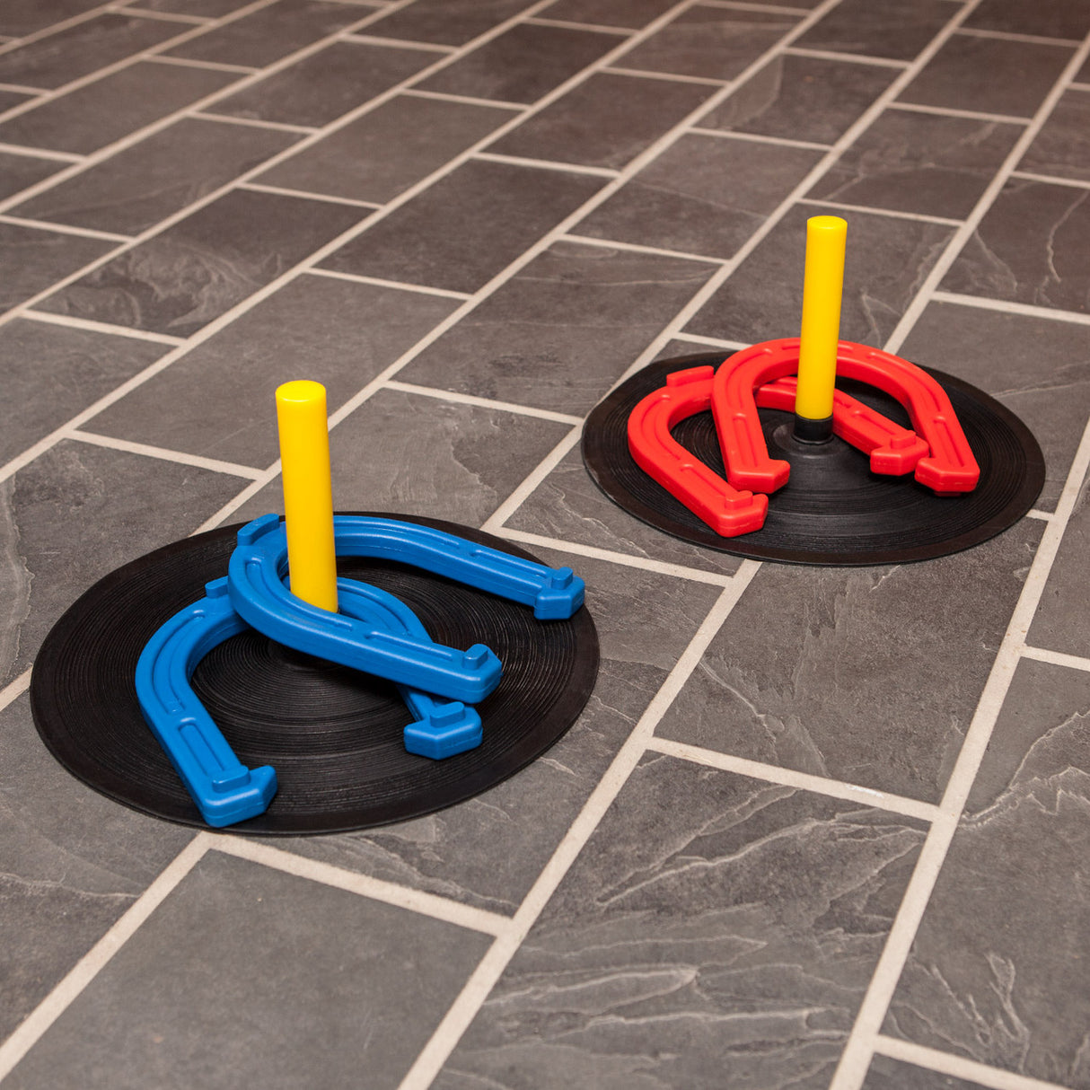 Champion Sports RECREATIONAL HORSESHOE SET